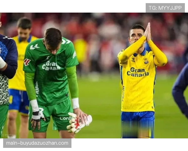 塞维利亚门将谈客场负于皇马：球队展现了拼搏精神