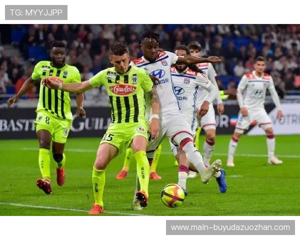 斯特拉斯堡vs洛里昂：升班马内战，价值六分保级大战