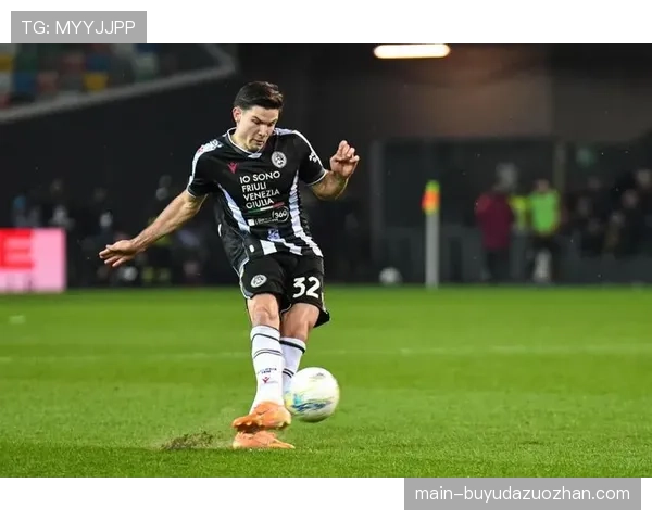 罗马1-0客胜乌迪内斯,埃尔莫索复出加固后防出球体系 罗马1-0客胜乌迪内斯,埃尔莫索复出加固后防出球体系