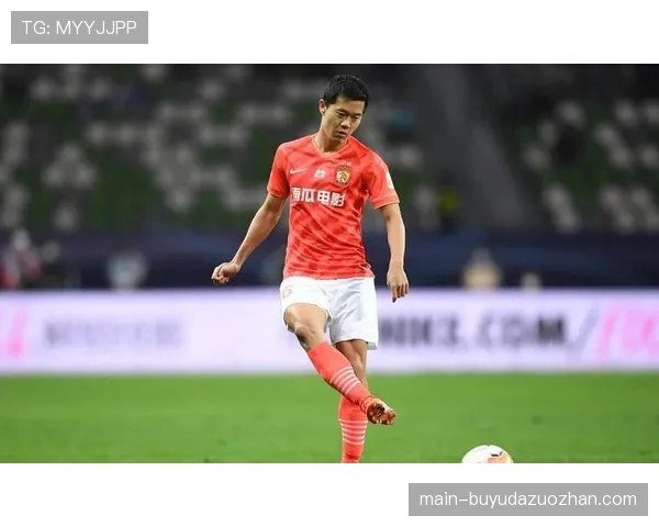 十年坚守终迎主场谢幕:专访广州队老将黄博文,谈生涯尾声与未来规划。 十年坚守终迎主场谢幕:专访广州队老将黄博文,谈生涯尾声与未来规划。